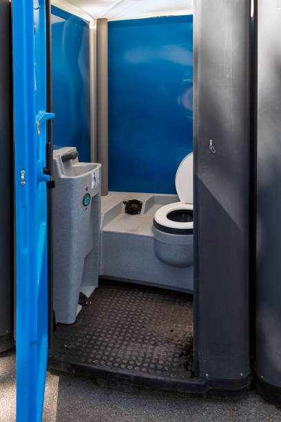 Portable Toilet Options We Offer in Waipio Acres, HI